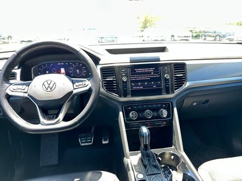 Certified 2023 Volkswagen Atlas Cross Sport SEL Premium R-Line AWD/4WD image 16