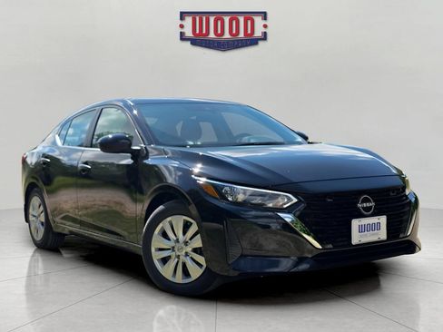 Used 2025 Nissan Sentra S FWD image 1