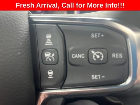 Used 2025 RAM 2500 Laramie AWD/4WD image 13