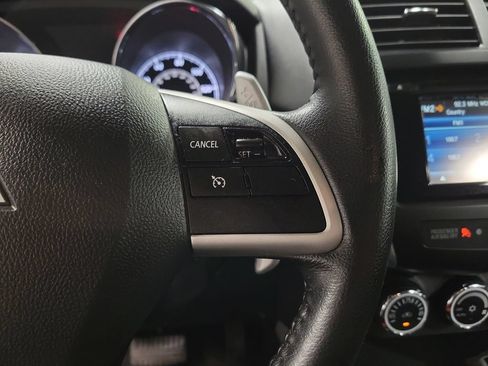 Used 2014 Mitsubishi Outlander Sport SE FWD image 23