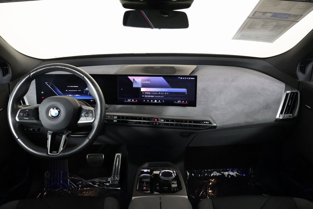 Certified 2026 BMW iX xDrive45 w/ M Sport Package AWD/4WD image 8