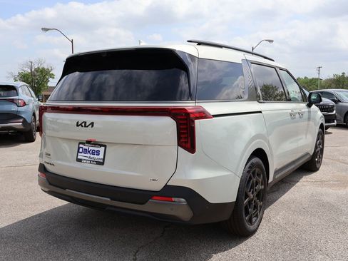 New 2026 Kia Carnival SX Prestige FWD image 7