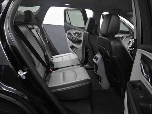Used 2024 GMC Terrain SLT FWD image 14