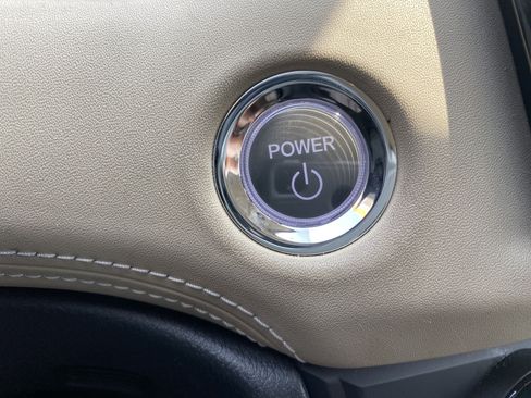 Used 2018 Honda Clarity Plug-In Hybrid image 20