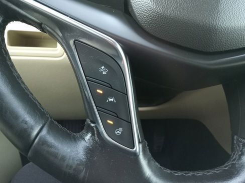 Used 2019 Cadillac XT5 Luxury image 23