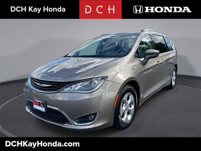 Used 2018 Chrysler Pacifica Touring-L