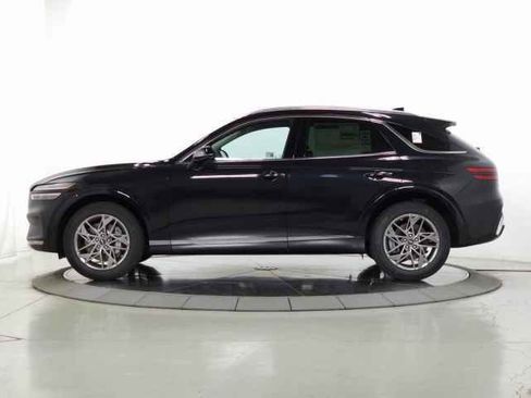 Used 2025 Genesis GV70 2.5T image 4