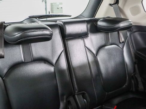 Used 2023 Honda Pilot Touring image 30