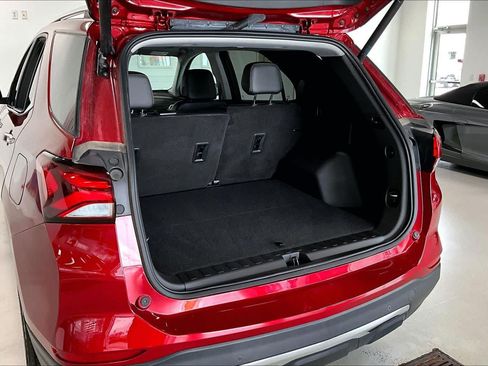 Used 2022 Chevrolet Equinox Premier AWD/4WD image 17