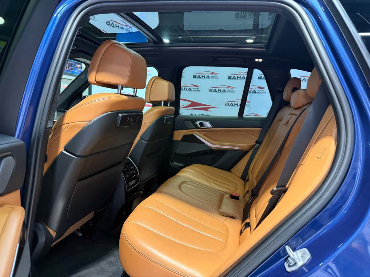 Used 2021 BMW X5 xDrive40i w/ M Sport Package AWD/4WD image 38