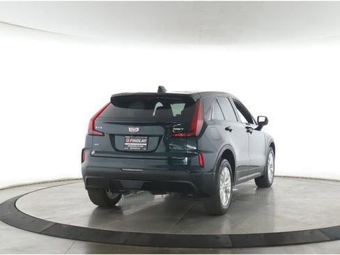 Used 2024 Cadillac XT4 Luxury w/ Trailering Package AWD/4WD image 7