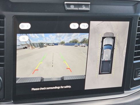 New 2026 Ford F250 Platinum w/ FX4 Off-Road Package image 18