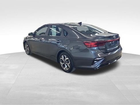 Certified 2020 Kia Forte LXS FWD image 4