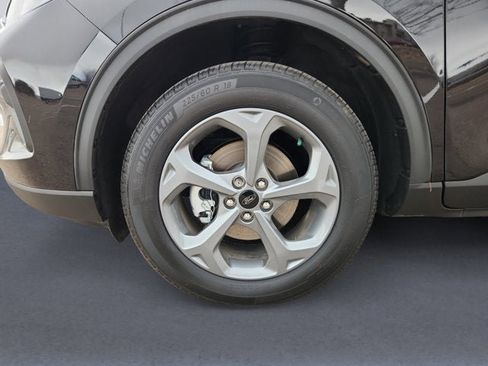 Certified 2025 Ford Escape ST-Line image 14