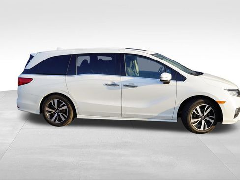 Used 2019 Honda Odyssey Elite image 2