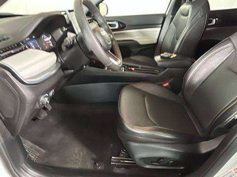 Used 2023 Jeep Compass Limited w/ Elite Group AWD/4WD image 12
