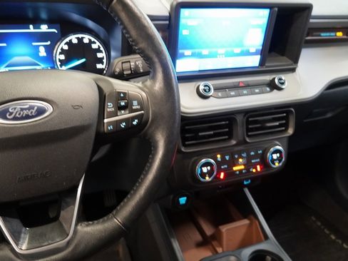 Used 2022 Ford Maverick Lariat w/ Lariat Luxury Package image 7