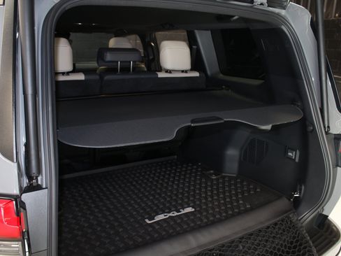 Used 2024 Lexus GX 550 AWD/4WD image 83
