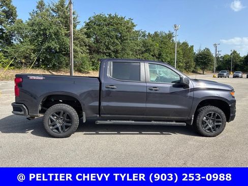 Used 2023 Chevrolet Silverado 1500 Custom Trail Boss AWD/4WD image 9
