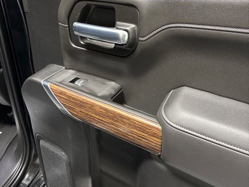 Used 2021 Chevrolet Silverado 1500 High Country w/ Technology Package image 27