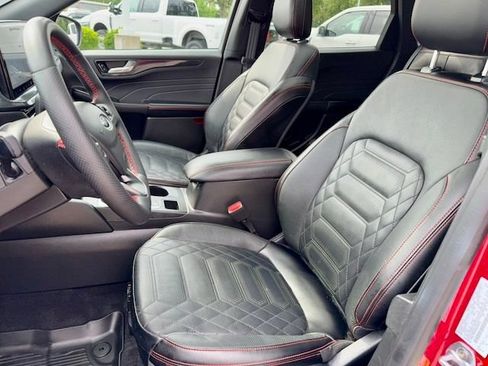 Used 2024 Ford Escape ST-Line Elite w/ Premium Technology Package AWD/4WD image 14