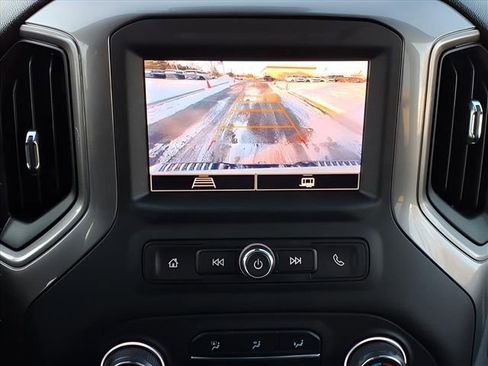 Used 2025 Chevrolet Silverado 2500 Custom w/ Custom Value Package image 26