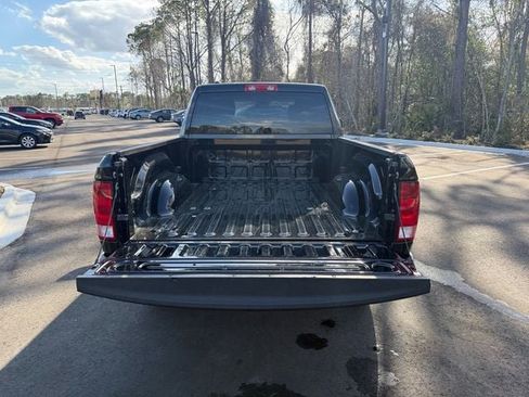 Used 2024 RAM 1500 Classic SLT image 10