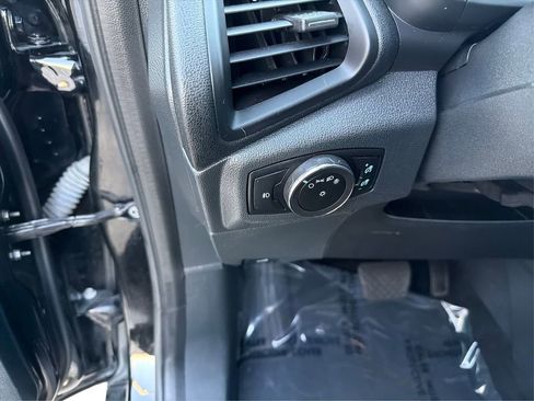 Used 2020 Ford EcoSport SE image 19