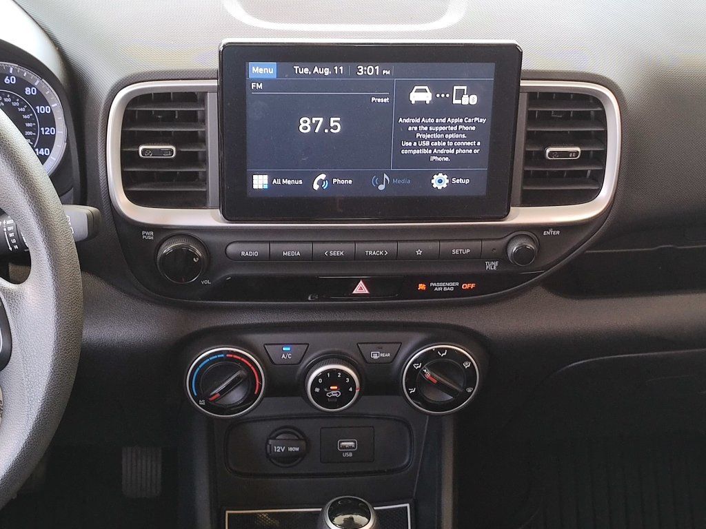 Used 2020 Hyundai Venue SE FWD image 26