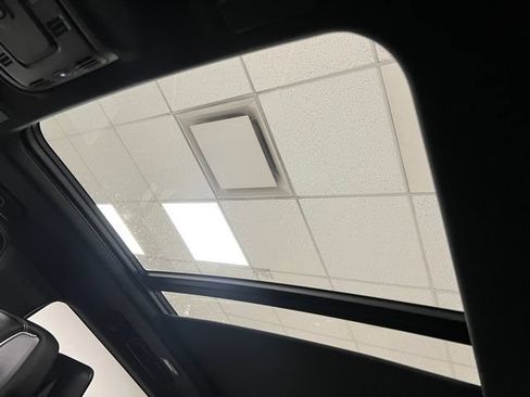 Used 2025 GMC Yukon AT4 Ultimate w/ LPO, Floor Liner Package AWD/4WD image 42
