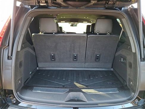 Used 2024 Cadillac Escalade Luxury image 30