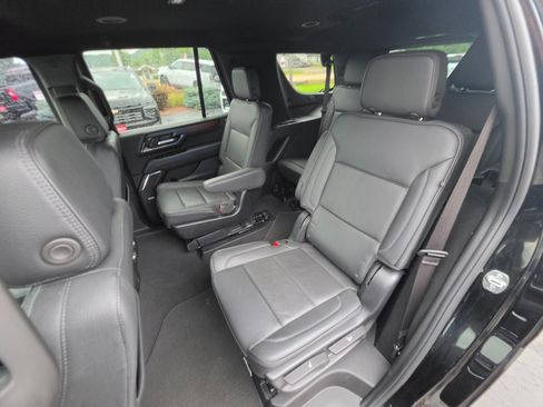 Used 2025 GMC Yukon Denali AWD/4WD image 27