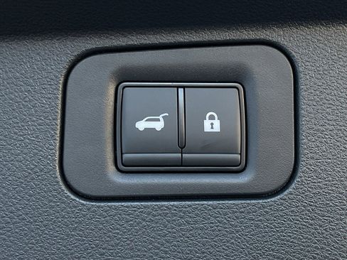 New 2026 Nissan Armada SL image 22