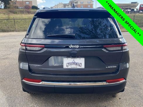 New 2025 Jeep Grand Cherokee Laredo w/ MOPAR Finishing Package image 6