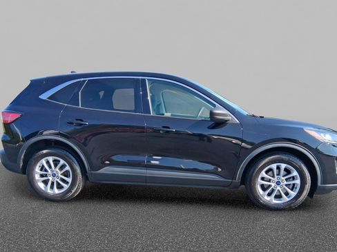 Certified 2022 Ford Escape SE w/ Convenience Package FWD image 5