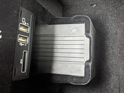 Used 2019 Mercedes-Benz S 560 4MATIC Sedan image 22