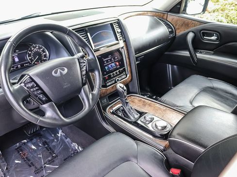 Used 2021 INFINITI QX80 Premium Select w/ All-Season Package AWD/4WD image 16
