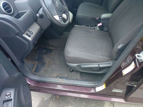 Used 2010 Scion xB image 8