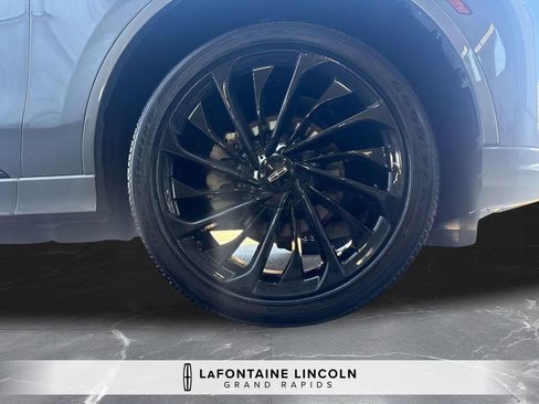 Certified 2025 Lincoln Aviator Reserve w/ Equipment Group 201A AWD/4WD image 34