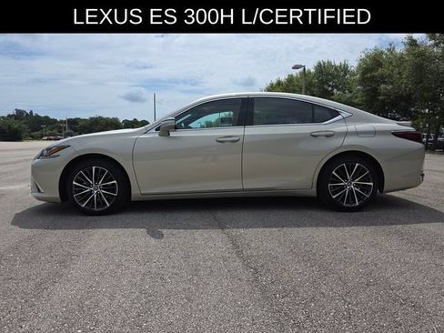 Used 2025 Lexus ES 300h w/ Premium Package FWD image 6