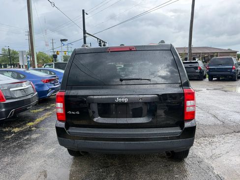 Used 2016 Jeep Patriot Sport AWD/4WD image 5