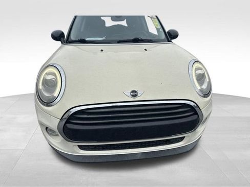 Used 2017 MINI Cooper 2-Door Hardtop FWD image 9
