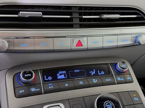 Used 2021 Hyundai Palisade SEL w/ Convenience Package FWD image 17