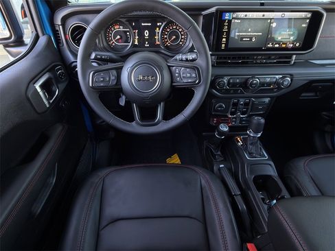 New 2025 Jeep Wrangler Unlimited Rubicon image 11