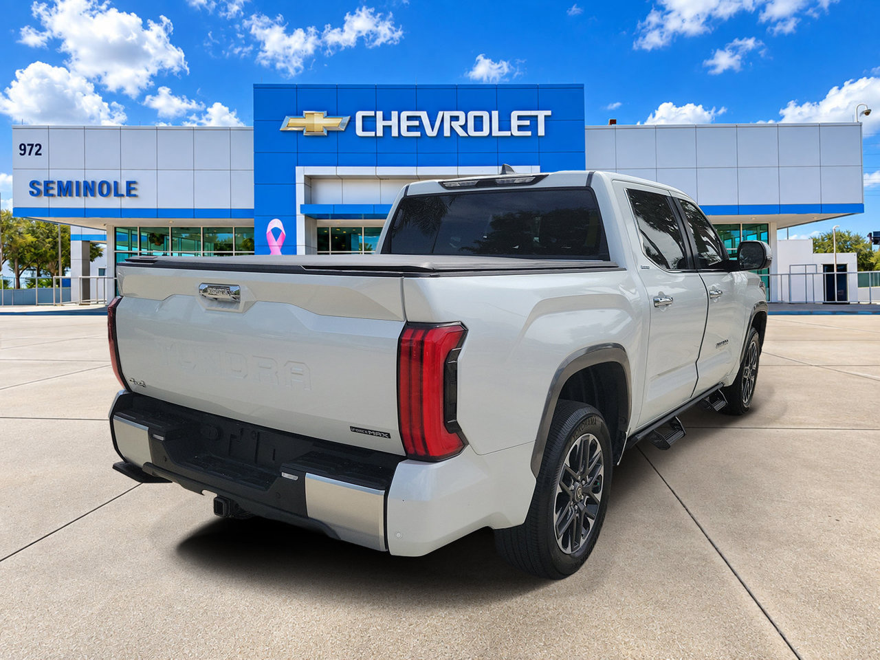 Used 2026 Toyota Tundra Limited AWD/4WD image 3