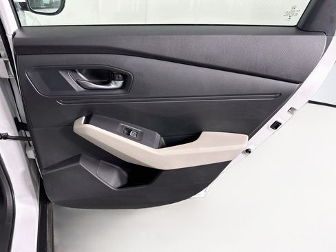 Used 2024 Honda Accord EX image 28