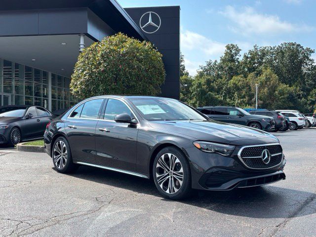 New 2027 Mercedes-Benz E 350 4MATIC Sedan 360° Tour