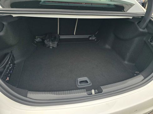 Used 2025 Mercedes-Benz C 300 Sedan image 17