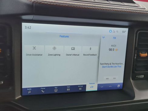 Used 2024 Ford Bronco Badlands image 19