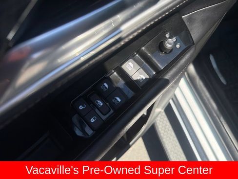 Used 2022 Jeep Wagoneer Series II w/ Premium Group I AWD/4WD image 11